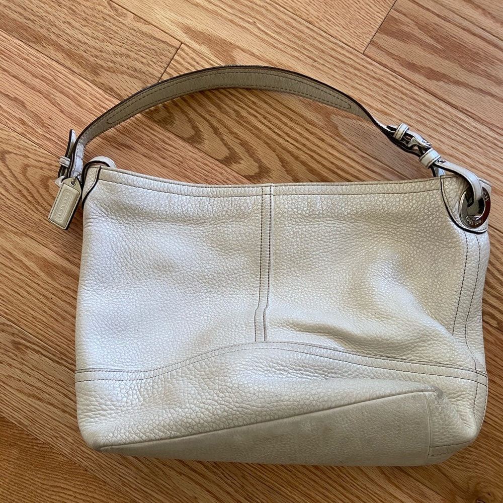 Well loved classic coach shoulder bag